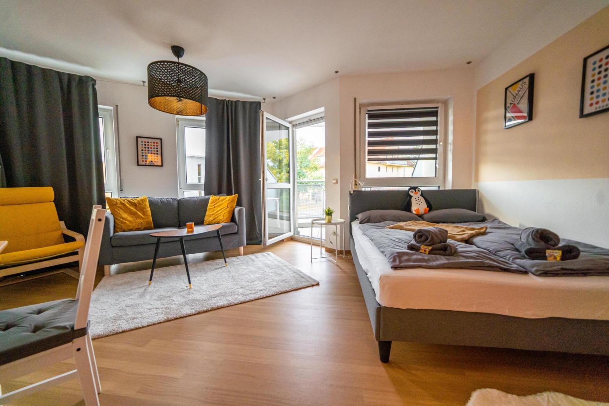 Full House Studios - Kornhauspremium Apartment - Balkon, Wifi Dessau-Rosslau Exterior photo